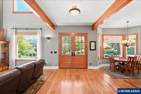 106 Green Valley Road Oakland OR 97462