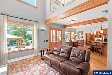 106 Green Valley Road Oakland OR 97462