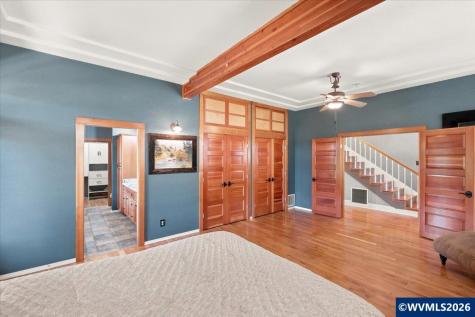106 Green Valley Road Oakland OR 97462