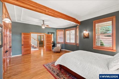 106 Green Valley Road Oakland OR 97462