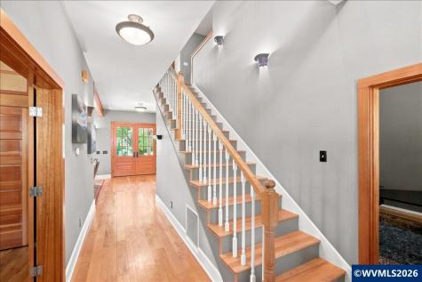 106 Green Valley Road Oakland OR 97462
