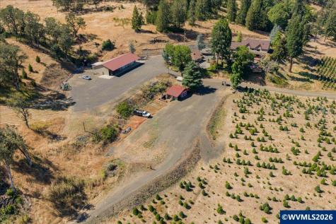 106 Green Valley Road Oakland OR 97462