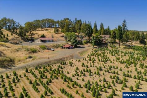 106 Green Valley Road Oakland OR 97462