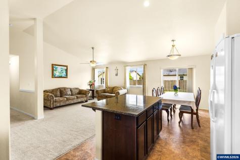3090 Reed Avenue Woodburn OR 97071