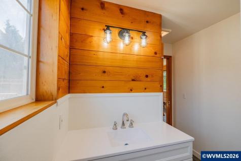 39139 Kings Valley Highway Monmouth OR 97361-9403
