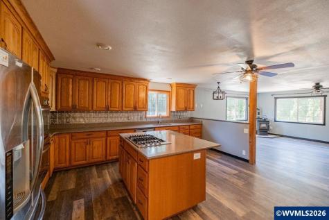 39139 Kings Valley Highway Monmouth OR 97361-9403
