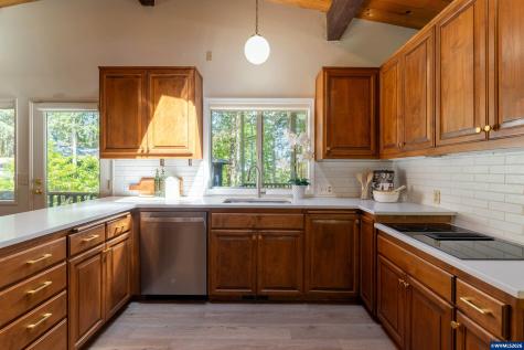 2715 NW Glenwood Place Corvallis OR 97330