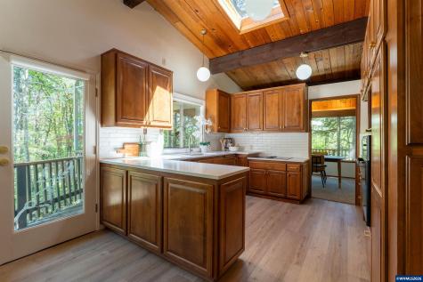2715 NW Glenwood Place Corvallis OR 97330