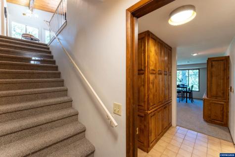 2715 NW Glenwood Place Corvallis OR 97330