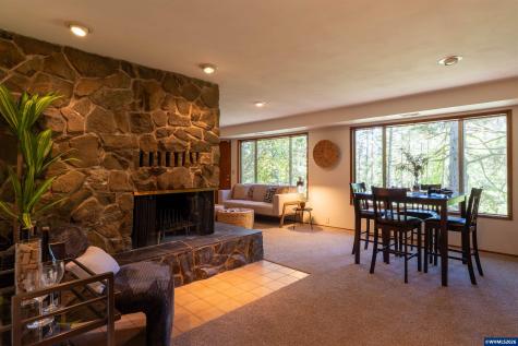 2715 NW Glenwood Place Corvallis OR 97330