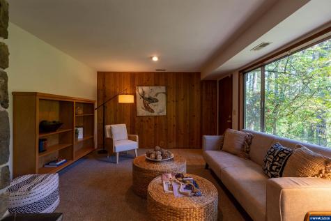 2715 NW Glenwood Place Corvallis OR 97330
