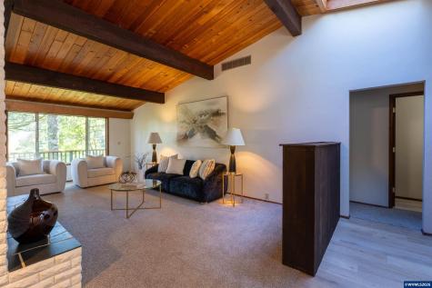 2715 NW Glenwood Place Corvallis OR 97330