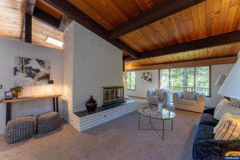 2715 NW Glenwood Place Corvallis OR 97330