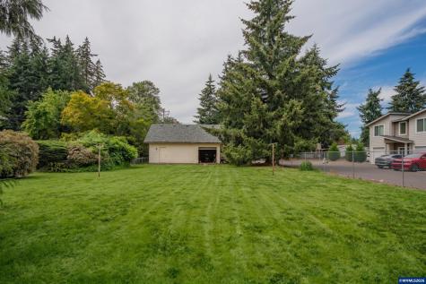 1925 River Road Lebanon OR 97355
