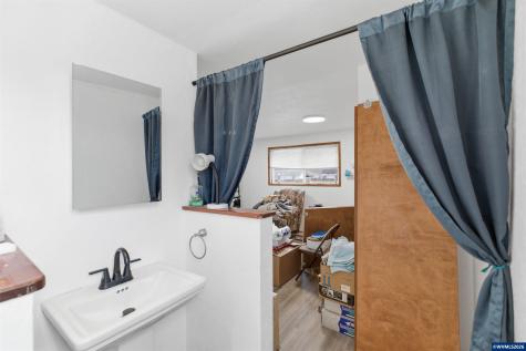 1247 1st Avenue Sweet Home OR 97386