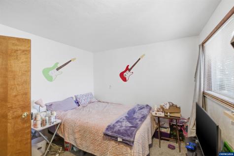 1247 1st Avenue Sweet Home OR 97386