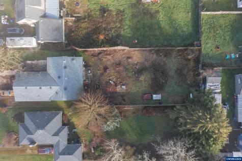 1247 1st Avenue Sweet Home OR 97386