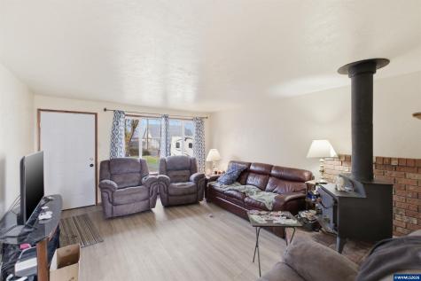 1247 1st Avenue Sweet Home OR 97386