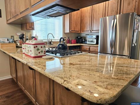 6120 Fairbanks Street SE Salem OR 97306