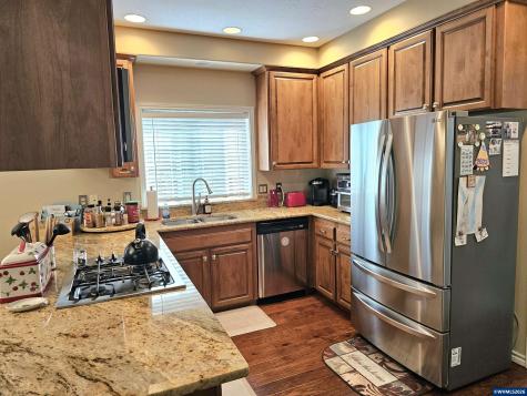 6120 Fairbanks Street SE Salem OR 97306