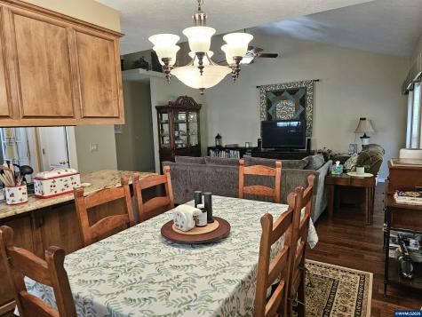 6120 Fairbanks Street SE Salem OR 97306