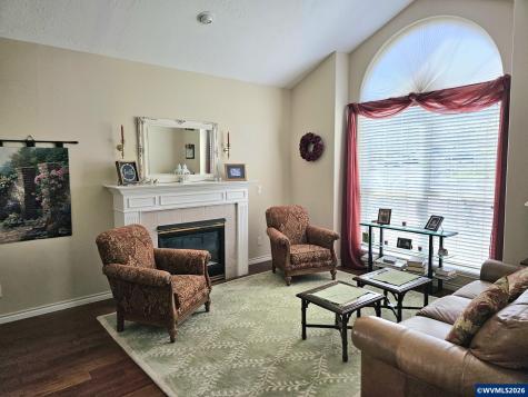 6120 Fairbanks Street SE Salem OR 97306