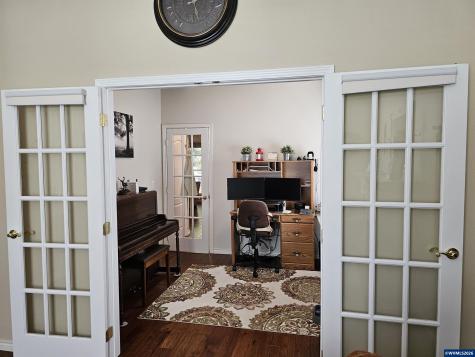 6120 Fairbanks Street SE Salem OR 97306