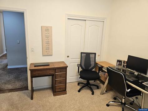 6120 Fairbanks Street SE Salem OR 97306