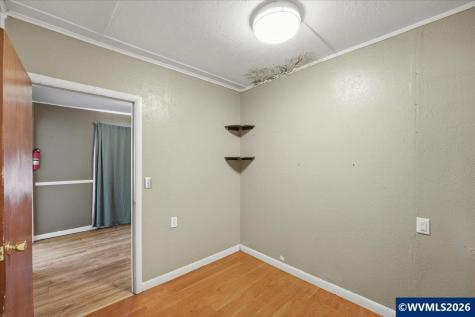 777 1/2 E Milton Street Lebanon OR 97355