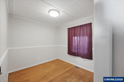 777 1/2 E Milton Street Lebanon OR 97355