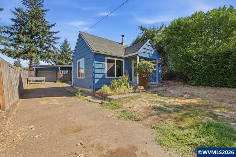777 1/2 E Milton Street Lebanon OR 97355