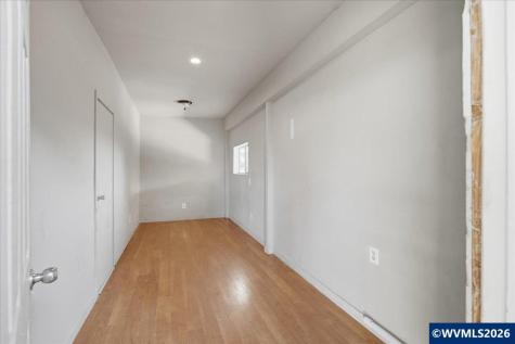 777 1/2 E Milton Street Lebanon OR 97355