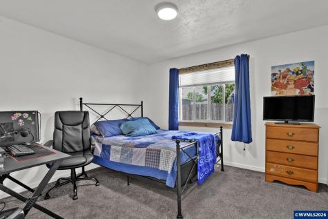 2632 Hill Street SE Albany OR 97322-4627