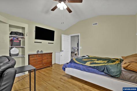 2632 Hill Street SE Albany OR 97322-4627