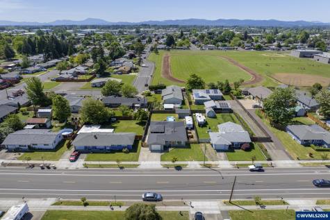 2632 Hill Street SE Albany OR 97322-4627