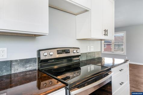 415 S 11th Street Independence OR 97351