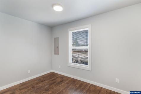 415 S 11th Street Independence OR 97351