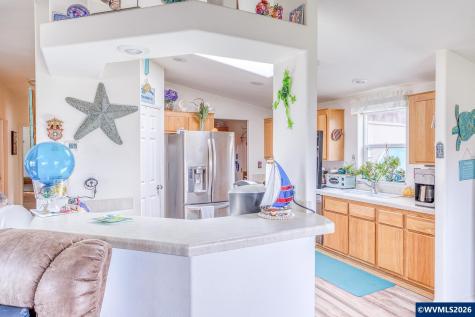 520 SW Cardinal Street Depoe Bay OR 97341