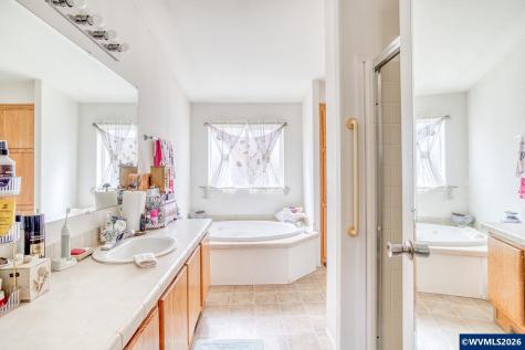 520 SW Cardinal Street Depoe Bay OR 97341
