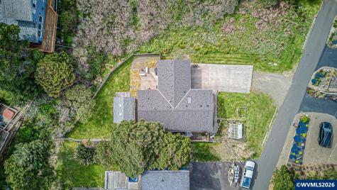 520 SW Cardinal Street Depoe Bay OR 97341