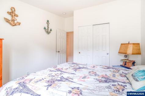 520 SW Cardinal Street Depoe Bay OR 97341