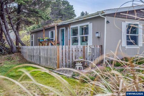 520 SW Cardinal Street Depoe Bay OR 97341