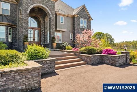 2882 Oak Grove Drive NW Albany OR 97321