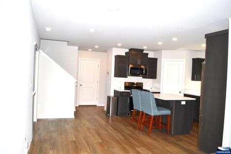 603 Pickering Lane Woodburn OR 97071