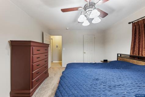 422 E 5th Street Lafayette OR 97127