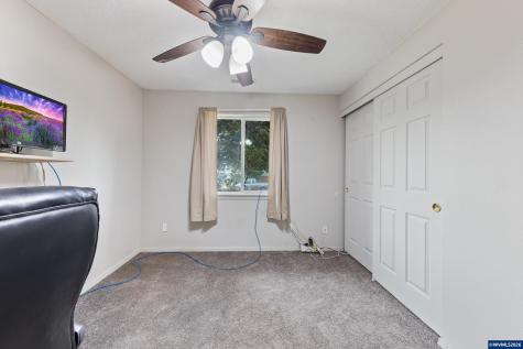 422 E 5th Street Lafayette OR 97127