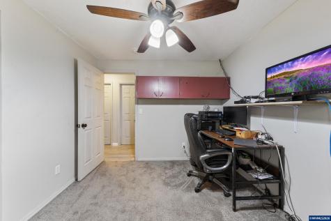 422 E 5th Street Lafayette OR 97127
