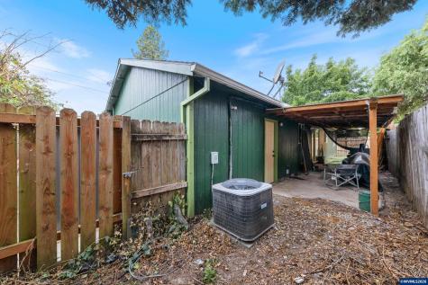 422 E 5th Street Lafayette OR 97127