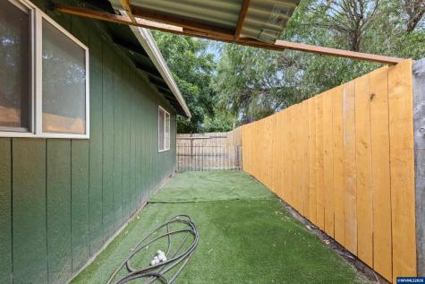 422 E 5th Street Lafayette OR 97127
