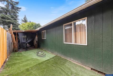 422 E 5th Street Lafayette OR 97127